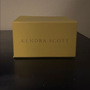 Kendra Scott box holder